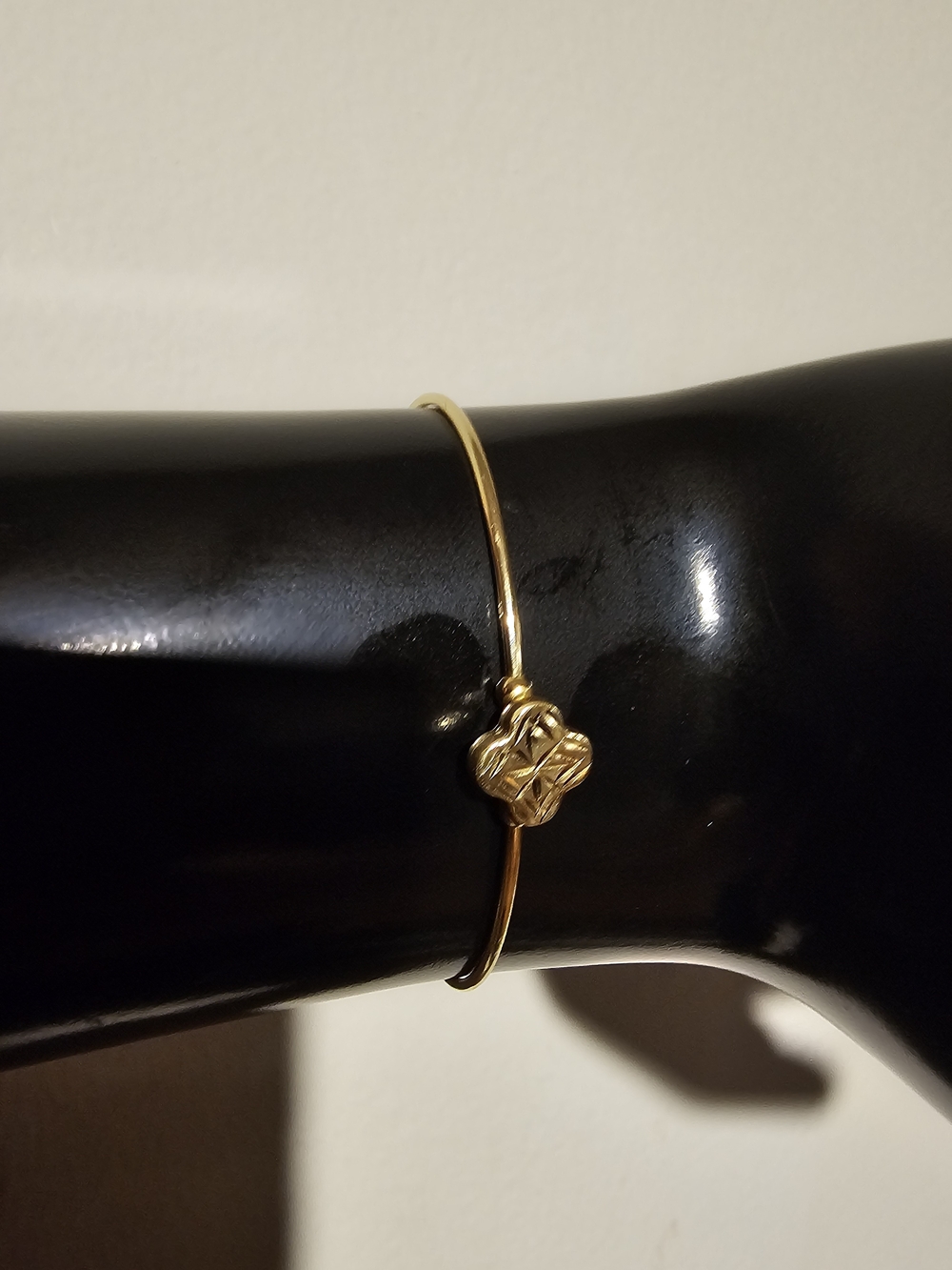 18k REAL SOLID  Clover Charm Bangle Bracelet - 5 INCH WRIST